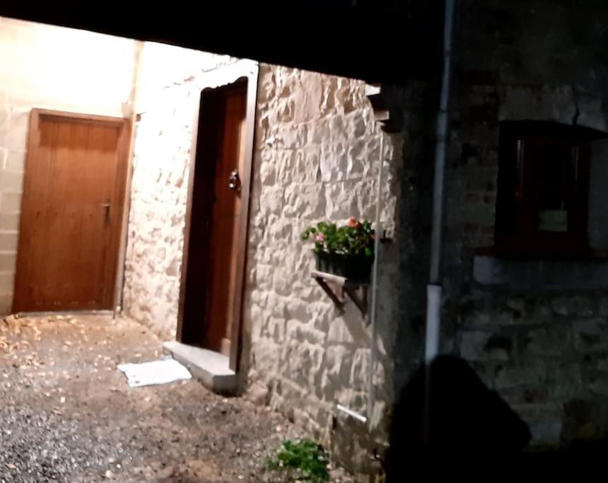Вилла Les Chavautes Scy Экстерьер фото